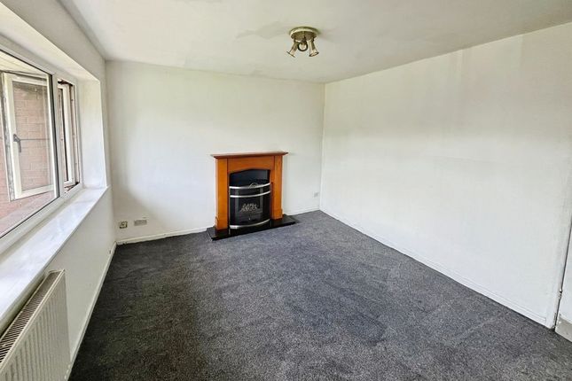 58, Hatherleigh Walk, Bolton photo 2