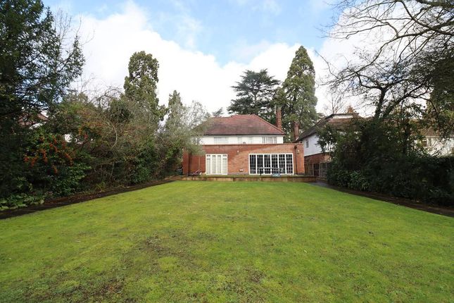41, Canons Drive, Edgware photo 3