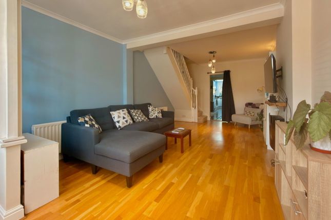 19, Grove Road, Rickmansworth photo 3
