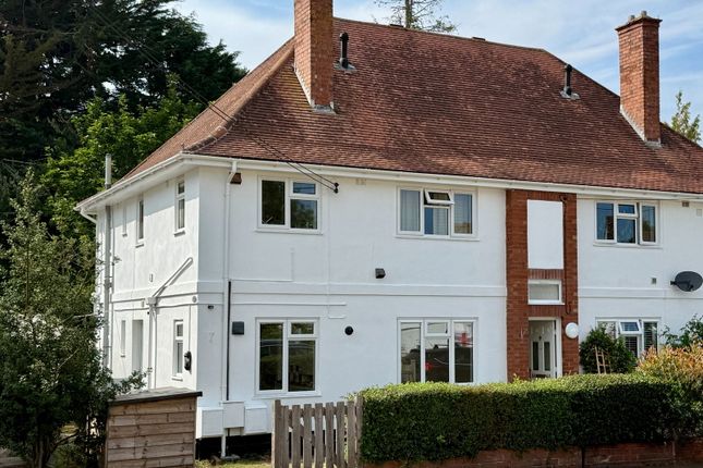 2-bed flat on 3, Meadow Road, Budleigh Salterton, £165,000