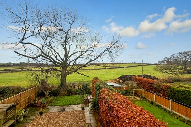 4, Burniston Gardens, Scarborough photo 3