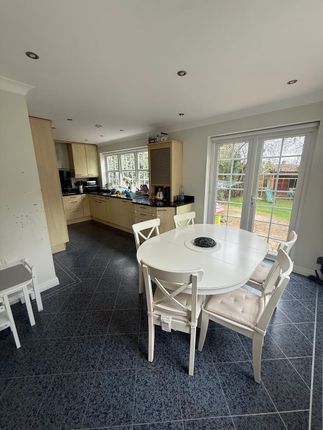 10, Albury Drive, Pinner photo 5