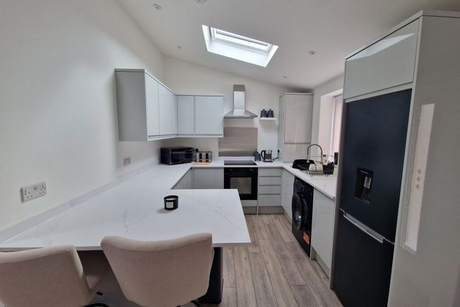 6,Flat 1, Withycombe Road, Exmouth photo 3