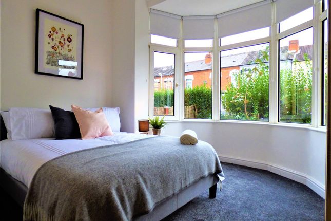 Room 5, 99, Douglas Road, Birmingham photo 5