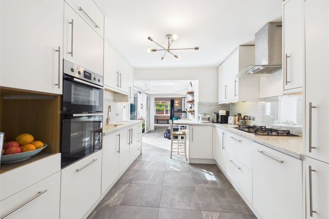 25, Elbury Park Road, Worcestershire photo 2