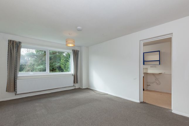 Flat for sale in Beauchamp Place, Oxford