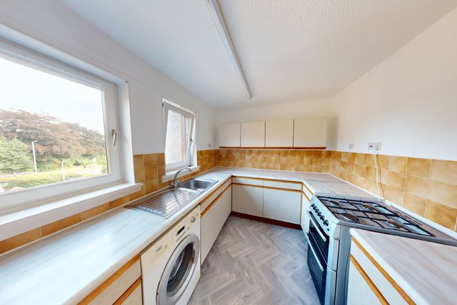 Thumbnail Flat for sale in Tulligarth Park, Alloa, Clackmannanshire