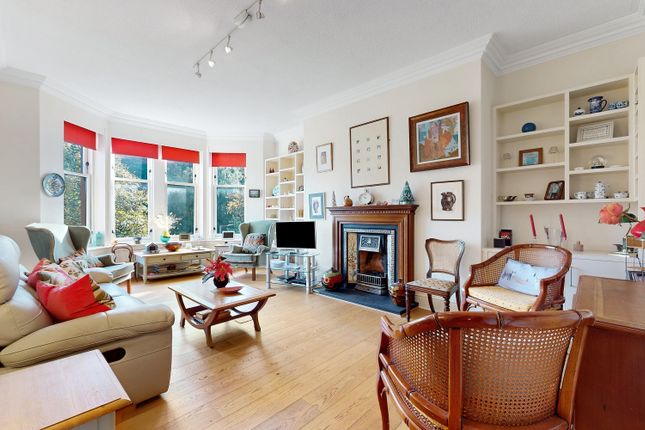 Lauderdale Gardens, Glasgow photo 2