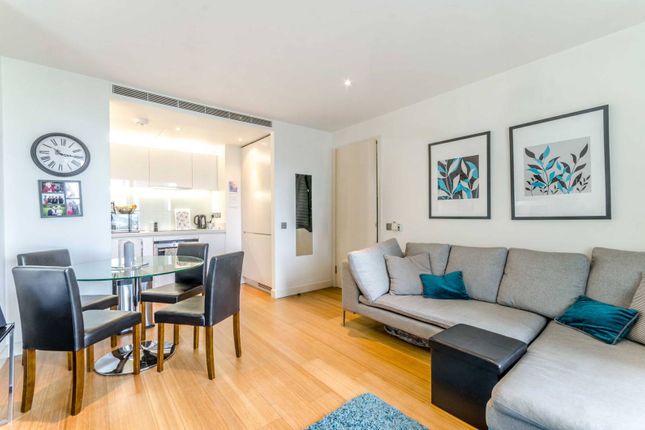 Flat for sale in Pan Peninsula Square, Tower Hamlets, London