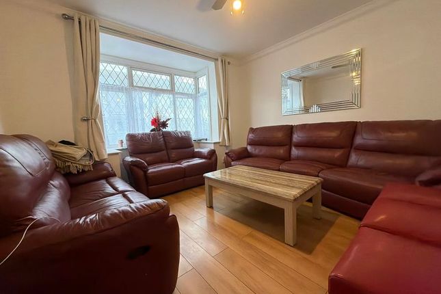 58, Holland Road, Luton photo 5