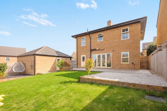 17 Tivey Road, Sheffield photo 4