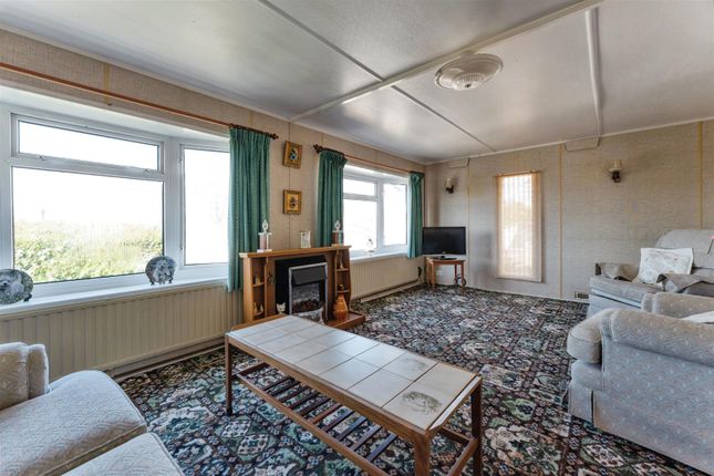 49 Sunnyhaven Park, Llandrindod Wells photo 3