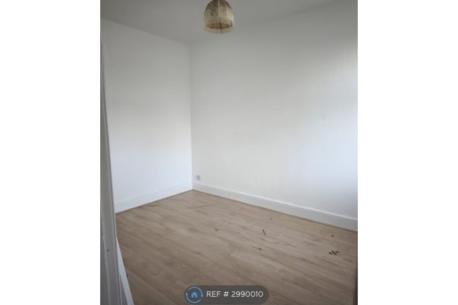 Tunnard St, Grimsby photo 2