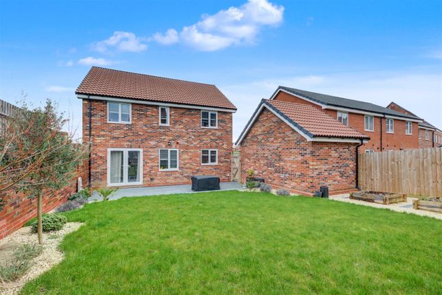 51, Pheasant Way, Nottingham photo 2