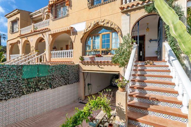 Terraced house for sale in Juan Ramon Jimenez, El Campello, Alicante, Valencia, Spain