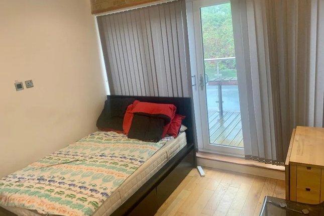 Thumbnail Room to rent in Kingston Road, London