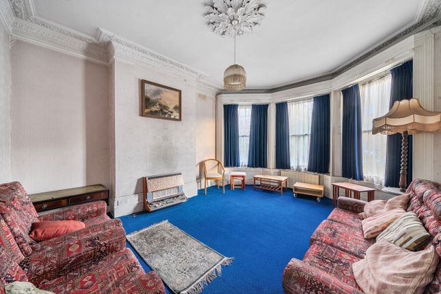 7, Thurlow Park Road, London photo 4