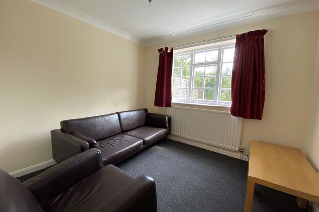 9, Grosvenor Mews, Southampton photo 2