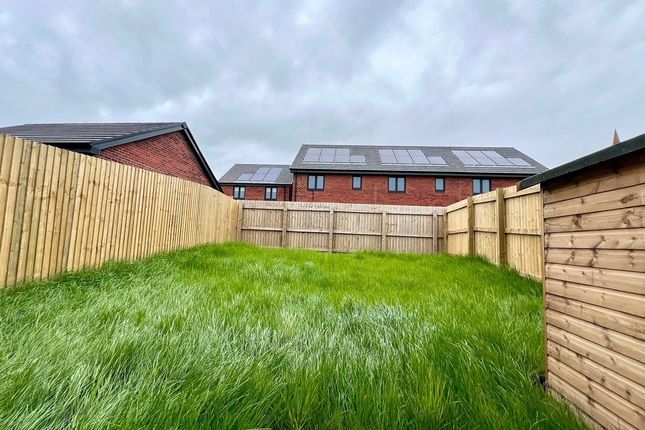 38, Cwm Y Lladron, Swansea photo 4