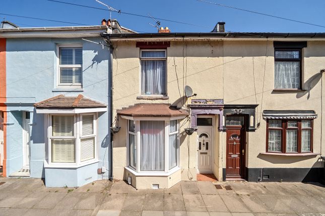 2-bed house on 140, Reginald Road, Hampshire, £205,000