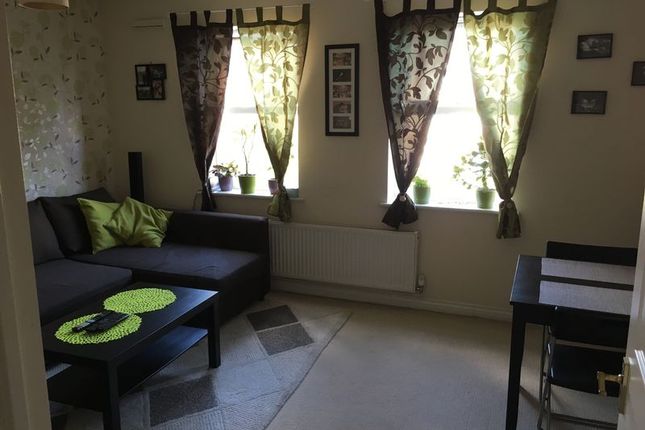 Flat for sale in Gilbert Close, Nottingham