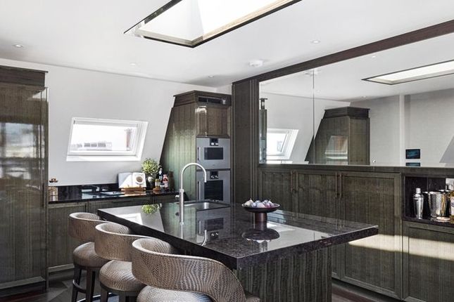 Penthouse West, London photo 4