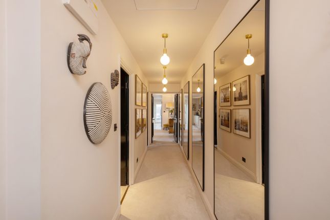 Ormonde Court, London photo 3