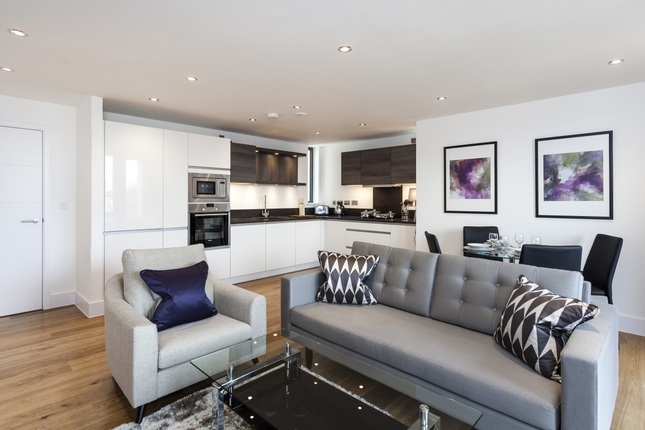 Flat for sale in Faraday Road, London