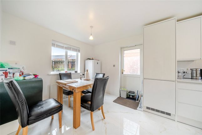 41, Leegrange Road, Manchester photo 5