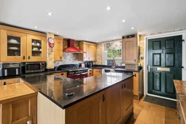 1, Pleasant Cottages, Iver Heath photo 3