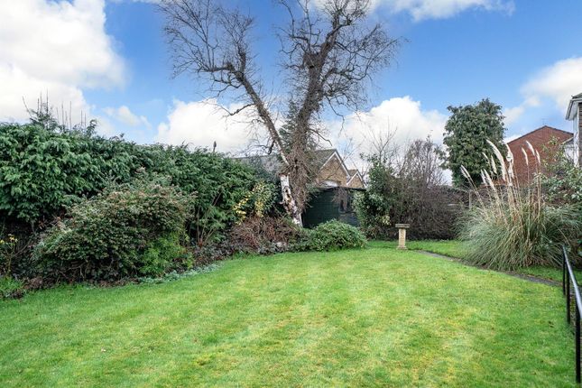 22, Cherry Tree Avenue, St. Albans photo 4