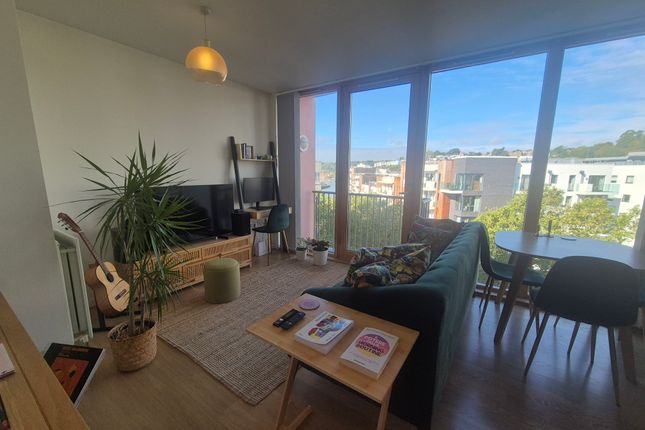 Flat 33, Bristol photo 2