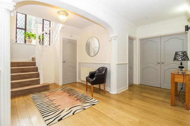 8, Chevet Croft, Wakefield photo 3
