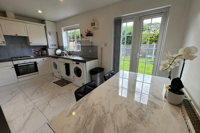 14, Quintonside, Northampton photo 3