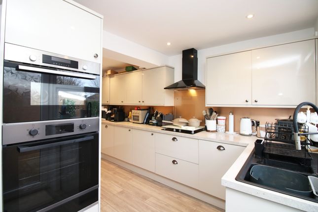 315, North Drive, Thornton-Cleveleys photo 3