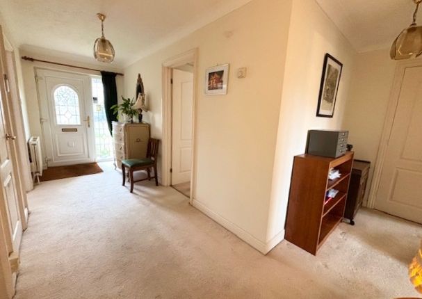 27a Bonnar Road, Selsey photo 2
