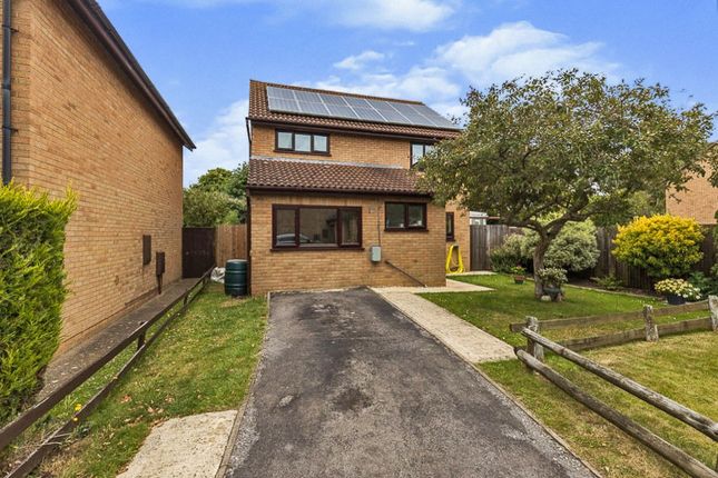 Thumbnail Detached house for sale in Wentworth Close, Gloucester