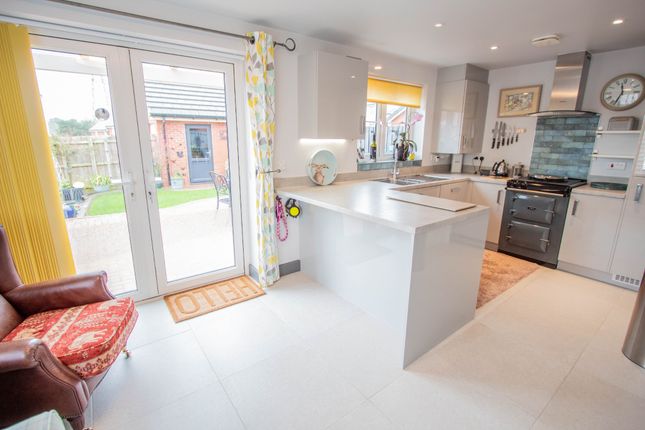 42 Pavey Run, Ottery St Mary photo 4