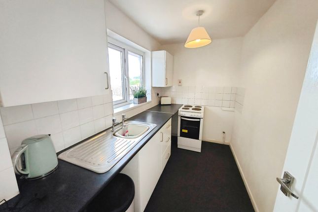 8, Perry Court, Shropshire photo 4