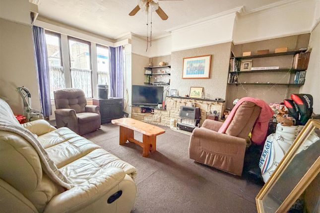 3, Hayes Road, Clacton-On-Sea photo 2