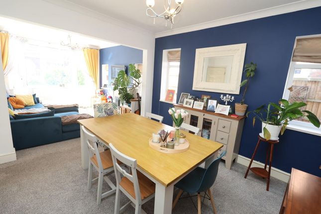 28, Brentwood Road, Swinton photo 4