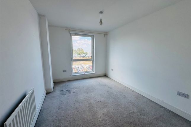 9 Venture Court (FFF), Canal Road, GRAVESEND photo 5