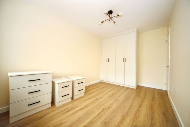38 Salesbury Way, Wigan photo 4