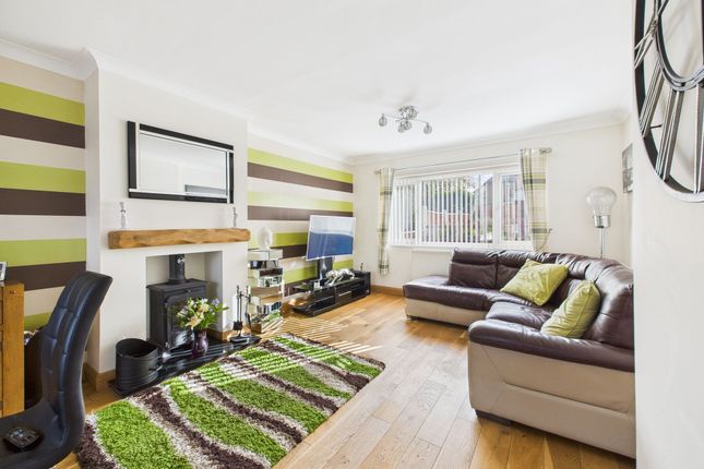 13 Cromwell Crescent, Nottingham photo 4