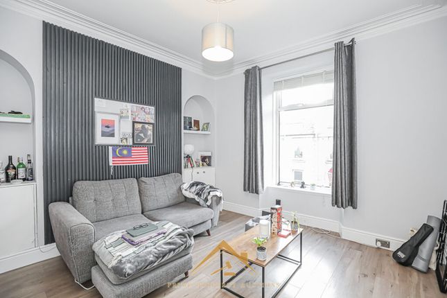 48, Esslemont Avenue, Aberdeen photo 2