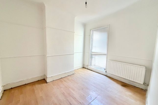 21, St. Johns Terrace, Plumstead photo 3