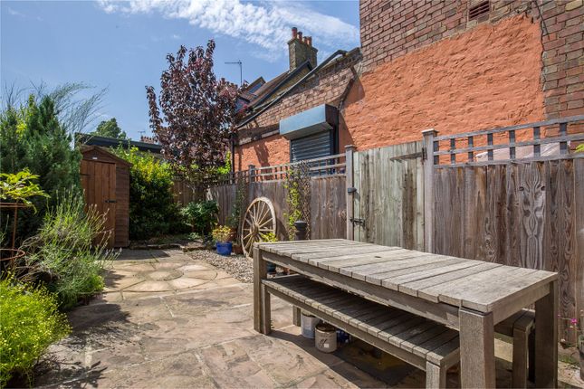 270, Friern Barnet Lane, London photo 3