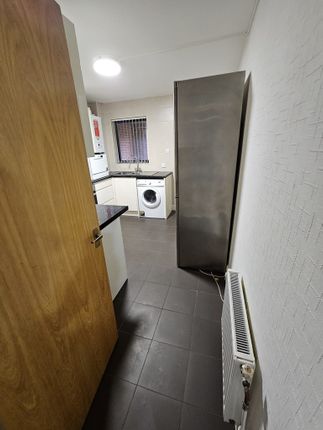 Sapphire court, Harrow photo 4