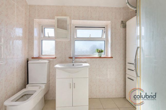 9, Loman Path, South Ockendon photo 4