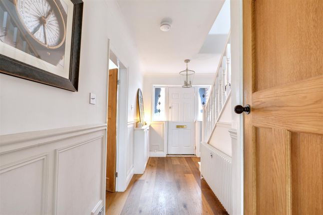 21, Woodland Grove, Nottingham photo 4